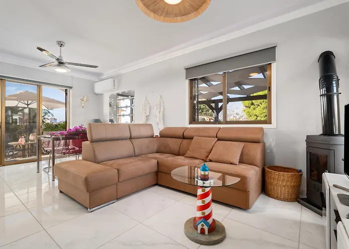 Jasmine Sirens Dom Na Cyprze *