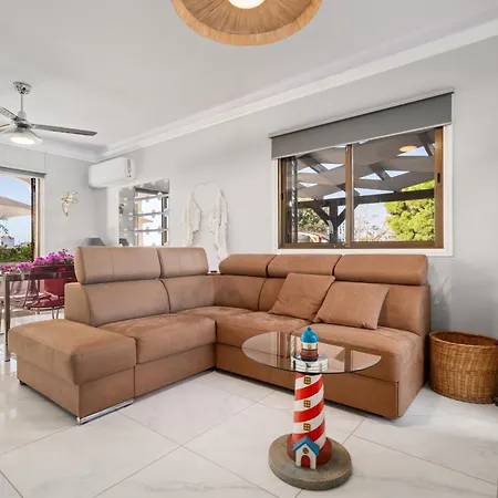 Jasmine Sirens Dom Na Cyprze *